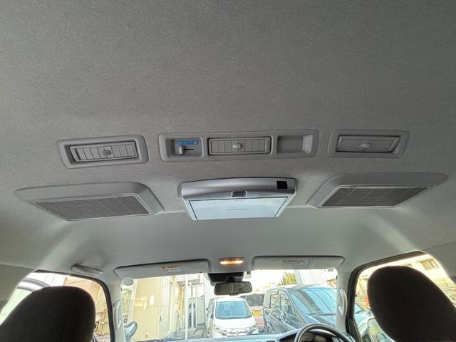 ハイエースワゴン ＧＬ　１オーナー　パワースライドドア　ステアスイッチ　　ＬＥＤヘッドライトスマートキー　イージークローザードア　　セーフティセンスＰ　メモリーナビＴＶ　Ｂカメラ　後席モニタ　ディーラー記録簿４枚６年（29枚目）