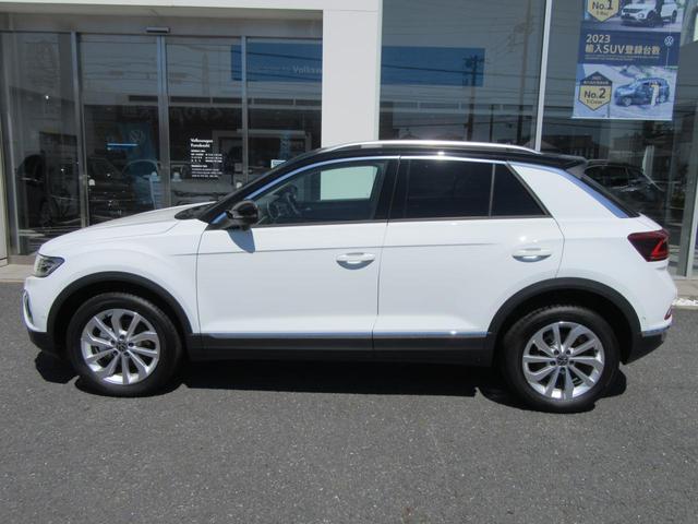 Ｔ－ロック ＴＳＩ　スタイル　正規ディーラー認定中古車　アダプティブクルーズコントロールトラベルアシスト　バックカメラ　ワンオーナー（8枚目）