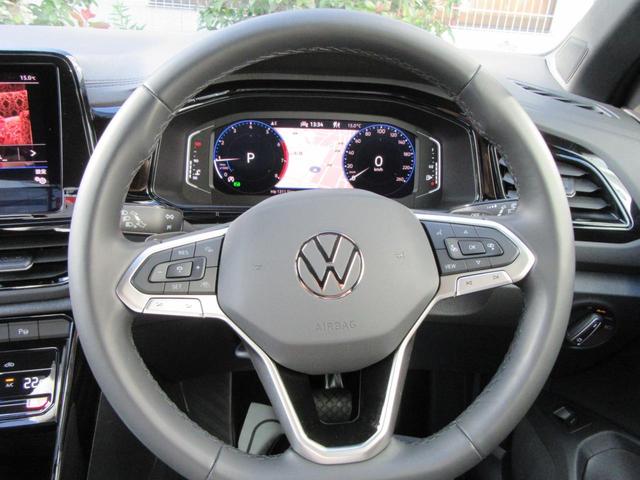 T-ロック TSI ブラックスタイル ユーザー買取 ワンオーナー 前後純正ドラレコ TVチューナー ETC2.0 デジタルメーター 正規ディーラー認定中古車 バックカメラ ACC トラベルアシスト パワーテールゲート LEDヘッドライト(26枚目)