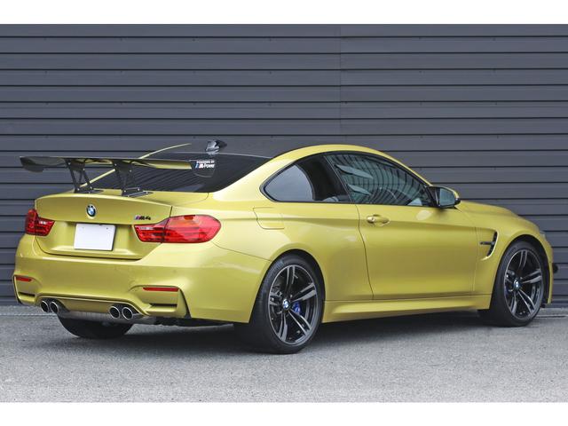 M4クーペ オリジナルレザーインテリア Mパフォーマンスステアリング カーボントリム パーキングサポートPKG アダプティブMサスペンション ボルテックスGTウイング アダプティブLEDライト HUD(2枚目)