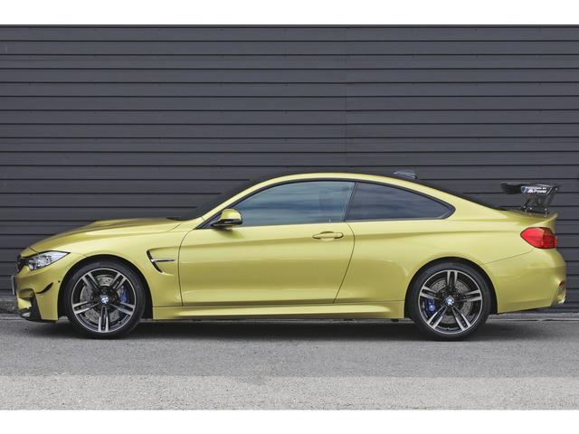 M4クーペ オリジナルレザーインテリア Mパフォーマンスステアリング カーボントリム パーキングサポートPKG アダプティブMサスペンション ボルテックスGTウイング アダプティブLEDライト HUD(5枚目)