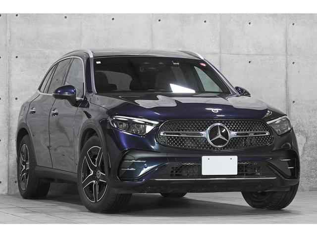 ＧＬＣ２２０ｄ　４マチック　ＡＭＧラインパッケージ　ノーティックブルー　ＡＭＧレザーエクスクルーシブＰＫＧ　パノラマＳＲ　ブルメスター　黒革　前後席ヒーター　ＨＵＤ　ＭＢＵＸ　ＡＲナビ　３６０°カメラ　デジタルライト　１９ＡＷ　新車保証　１オーナー(6枚目)