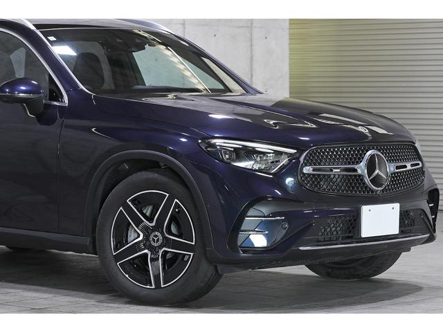 ＧＬＣ２２０ｄ　４マチック　ＡＭＧラインパッケージ　ノーティックブルー　ＡＭＧレザーエクスクルーシブＰＫＧ　パノラマＳＲ　ブルメスター　黒革　前後席ヒーター　ＨＵＤ　ＭＢＵＸ　ＡＲナビ　３６０°カメラ　デジタルライト　１９ＡＷ　新車保証　１オーナー(22枚目)