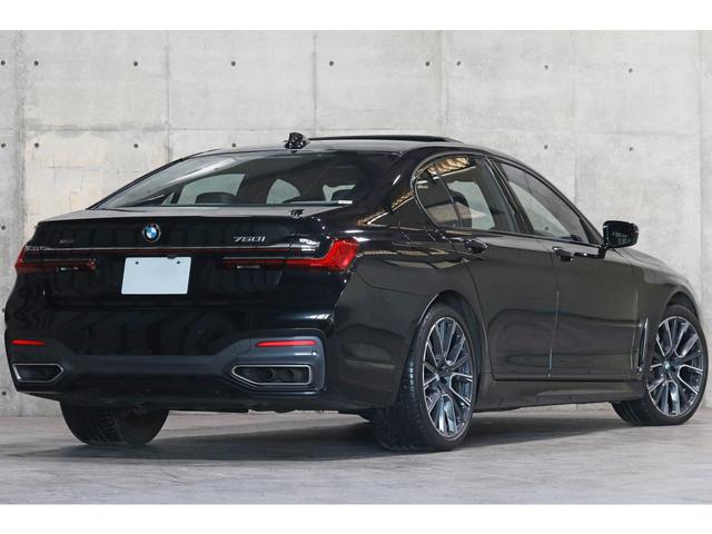 ７シリーズ ７５０ｉ　ｘＤｒｉｖｅ　Ｍスポーツ　サンルーフ　ブラックナッパレザー　シートヒーター／ベンチレーション　ｈａｒｍａｎ／ｋａｒｄｏｎサウンド　ＢＭＷレーザーライト　ヘッドアップディスプレイ　３Ｄビュー　エアサス　２０インチＡＷ　１オーナー（21枚目）