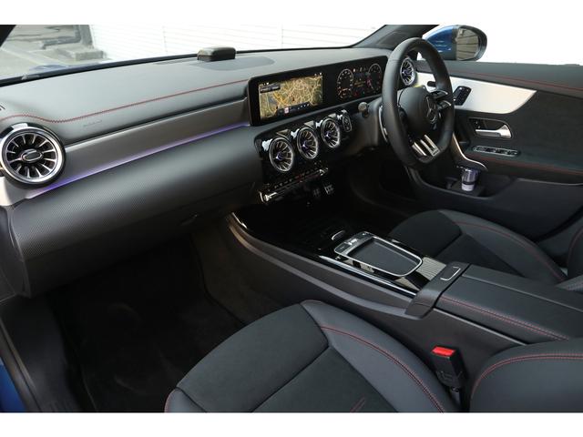 ＣＬＡクラス シューティングブレーク ＣＬＡ３５　４マチック　シューティングブレーク　後期モデル　ボディ色／スペクトラルブルーメタリック　レザー×ＤＩＮＡＭＩＣＡスポーツシート　シートヒーター　ＡＭＧパフォーマンスステア／強化ブレーキ／ダイナミックセレクト　１９ＡＷ　走行５１００ｋｍ（29枚目）