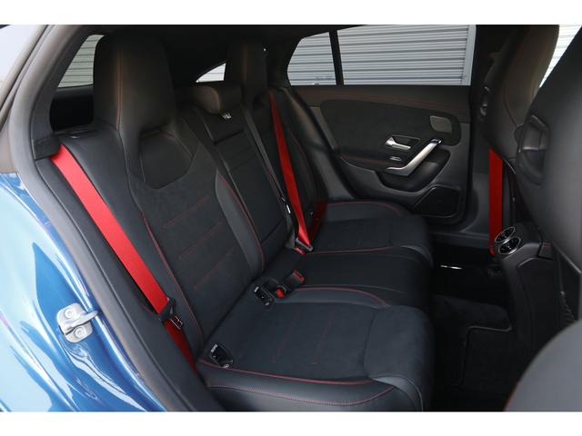 ＣＬＡクラス シューティングブレーク ＣＬＡ３５　４マチック　シューティングブレーク　後期モデル　ボディ色／スペクトラルブルーメタリック　レザー×ＤＩＮＡＭＩＣＡスポーツシート　シートヒーター　ＡＭＧパフォーマンスステア／強化ブレーキ／ダイナミックセレクト　１９ＡＷ　走行５１００ｋｍ（34枚目）