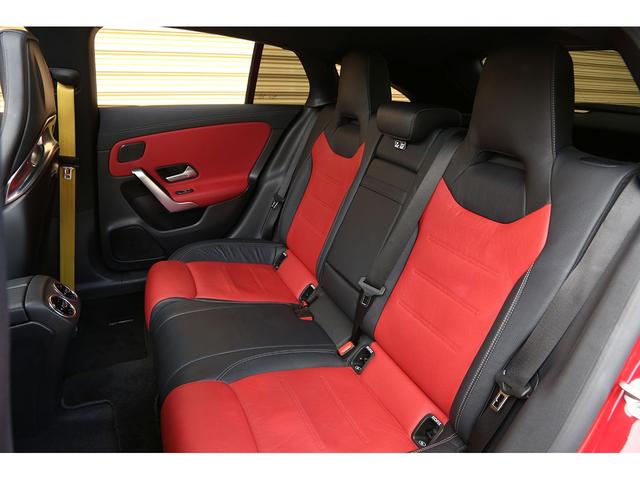 ＣＬＡクラス シューティングブレーク ＣＬＡ４５　Ｓ　４マチック＋　シューティングブレーク　ＡＭＧパフォーマンスＰＫＧ　ＡＭＧアドバンスドＰＫＧ　パノラマサンルーフ　赤黒レザーパフォーマンスシート　ヘッドアップディスプレイ　イエローシートベルト　シートヒーター＆クーラー　１９インチＡＷ（41枚目）