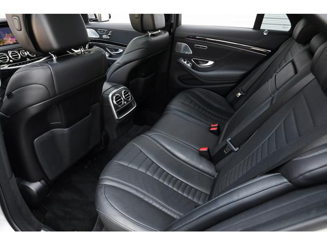Ｓクラス Ｓ４００ｄ　ＡＭＧラインプラス　レザーエクスクルーシブＰＫＧ　ベーシックＰＫＧ　パノラマＳＲ　黒革　シートヒーター／ベンチレーション　ヘッドアップディスプレイ　Ｂｕｒｍｅｓｔｅｒサウンド　ＡＭＧ２０インチＡＷ（27枚目）