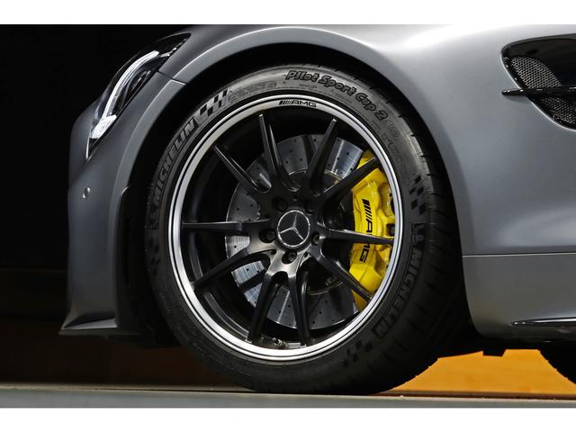 ＧＴ Ｒ　ボディカラー／セレナイトグレーマグノ　フルレザーＰＫＧ　ＯＰ１９／２０インチＡＷ　Ｂｕｒｍｅｓｔｅｒハイエンドサウンド　ＡＭＧバケットシート　イエローシートベルト　エッセンシャル＆レーダーセーフティＰ（27枚目）