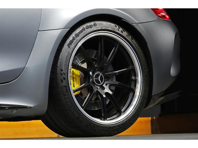 ＧＴ Ｒ　ボディカラー／セレナイトグレーマグノ　フルレザーＰＫＧ　ＯＰ１９／２０インチＡＷ　Ｂｕｒｍｅｓｔｅｒハイエンドサウンド　ＡＭＧバケットシート　イエローシートベルト　エッセンシャル＆レーダーセーフティＰ（28枚目）