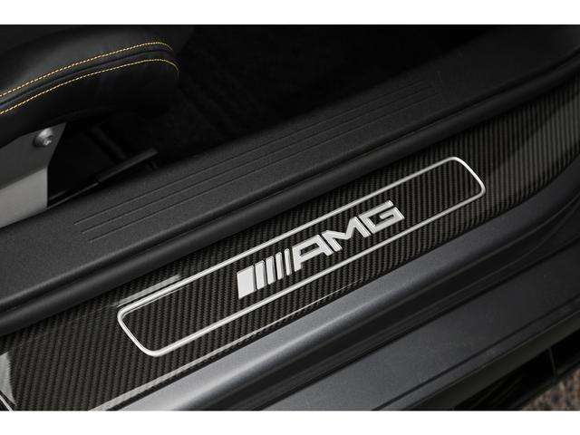 ＧＴ Ｒ　ボディカラー／セレナイトグレーマグノ　フルレザーＰＫＧ　ＯＰ１９／２０インチＡＷ　Ｂｕｒｍｅｓｔｅｒハイエンドサウンド　ＡＭＧバケットシート　イエローシートベルト　エッセンシャル＆レーダーセーフティＰ（50枚目）