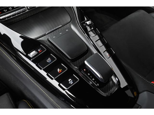 ＧＴ Ｒ　ボディカラー／セレナイトグレーマグノ　フルレザーＰＫＧ　ＯＰ１９／２０インチＡＷ　Ｂｕｒｍｅｓｔｅｒハイエンドサウンド　ＡＭＧバケットシート　イエローシートベルト　エッセンシャル＆レーダーセーフティＰ（51枚目）