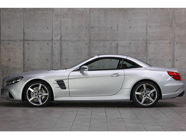 ＳＬ ＳＬ４００　パノラミックバリオルーフ　ベンガルレッドレザー　シートヒーター／ベンチレーション　エアスカーフ　ＡＢＣサスペンション　ＬＥＤインテリジェントライト　１９インチＡＷ　走行１５３００ｋｍ　ワンオーナー（7枚目）