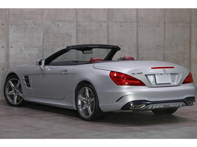 ＳＬ ＳＬ４００　パノラミックバリオルーフ　ベンガルレッドレザー　シートヒーター／ベンチレーション　エアスカーフ　ＡＢＣサスペンション　ＬＥＤインテリジェントライト　１９インチＡＷ　走行１５３００ｋｍ　ワンオーナー（9枚目）