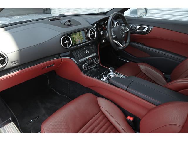 ＳＬ ＳＬ４００　パノラミックバリオルーフ　ベンガルレッドレザー　シートヒーター／ベンチレーション　エアスカーフ　ＡＢＣサスペンション　ＬＥＤインテリジェントライト　１９インチＡＷ　走行１５３００ｋｍ　ワンオーナー（30枚目）