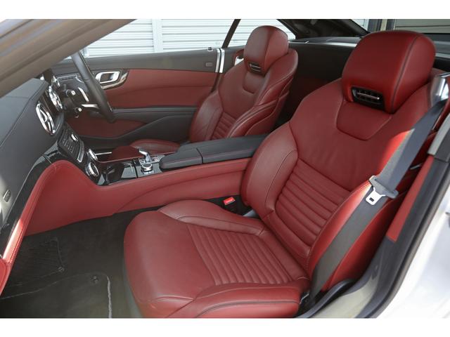 ＳＬ ＳＬ４００　パノラミックバリオルーフ　ベンガルレッドレザー　シートヒーター／ベンチレーション　エアスカーフ　ＡＢＣサスペンション　ＬＥＤインテリジェントライト　１９インチＡＷ　走行１５３００ｋｍ　ワンオーナー（32枚目）