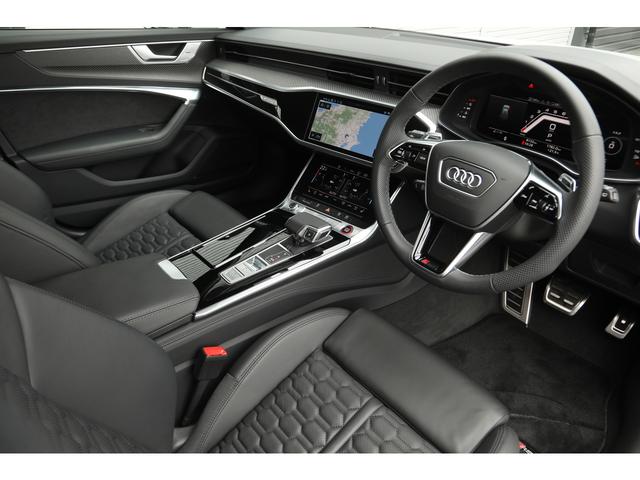 ＲＳ６アバント パフォーマンス ベースグレード　ｅｘｃｌｕｓｉｖｅカラー／グレイシアホワイトマット　カーボン／ブラックスタイリングＰＫＧ　パノラマＳＲ　ＲＳエキゾースト　ＯＰ２２ＡＷ　カーボントリム　黒革　シートクーラー　ＨＵＤ　サラウンドビュー（41枚目）