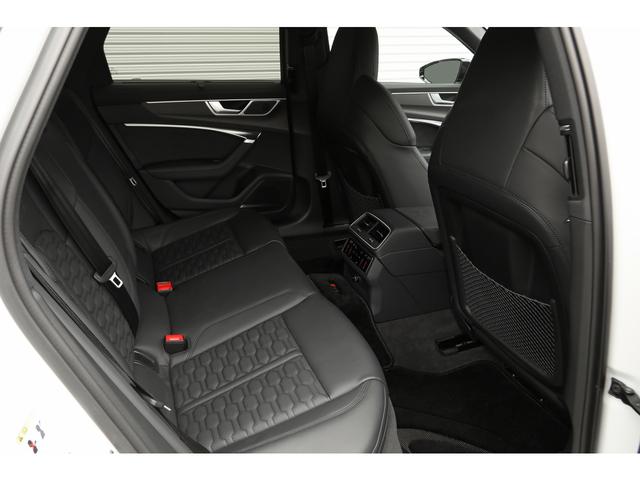ＲＳ６アバント パフォーマンス ベースグレード　ｅｘｃｌｕｓｉｖｅカラー／グレイシアホワイトマット　カーボン／ブラックスタイリングＰＫＧ　パノラマＳＲ　ＲＳエキゾースト　ＯＰ２２ＡＷ　カーボントリム　黒革　シートクーラー　ＨＵＤ　サラウンドビュー（48枚目）