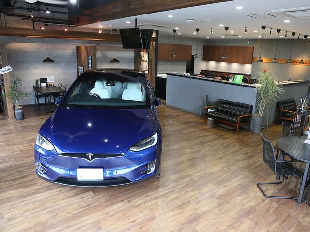 ４シリーズ Ｍ４４０ｉ　ｘＤｒｉｖｅカブリオレ　タコラレッドレザー　黒幌　ＢＭＷレーザーライト　ｈａｒｍａｎ／ｋａｒｄｏｎ　シートヒーター　ＨＵＤ　ワイドディスプレイ　ナビ　３Ｄビュー　１９ＡＷ　アダプティブＭサスペンション　新車保証Ｒ８．１２迄（38枚目）