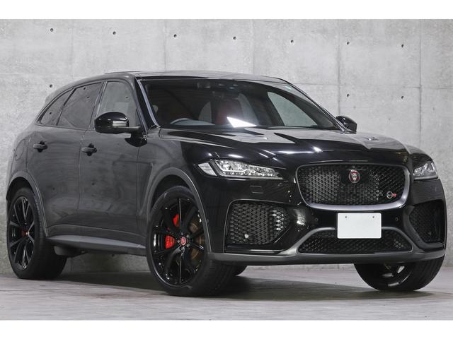 Ｆペイス ＳＶＲ　２０２０年モデル　パノラマサンルーフ　ＯＰ２２インチＡＷ　アクティブエキゾースト　赤黒レザーパフォーマンスシート　シートクーラー　ＭＥＲＩＤＩＡＮ　ナビ　ＴＶ　３６０度カメラ　ＡＣＣ　車検Ｒ８年１２月（15枚目）