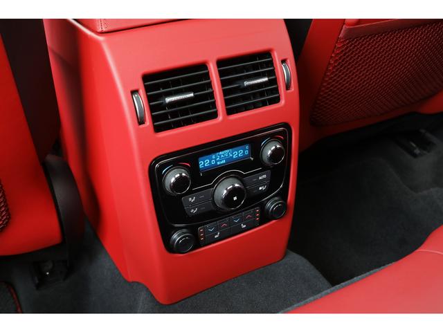 Ｆペイス ＳＶＲ　２０２０年モデル　パノラマサンルーフ　ＯＰ２２インチＡＷ　アクティブエキゾースト　赤黒レザーパフォーマンスシート　シートクーラー　ＭＥＲＩＤＩＡＮ　ナビ　ＴＶ　３６０度カメラ　ＡＣＣ　車検Ｒ８年１２月（49枚目）