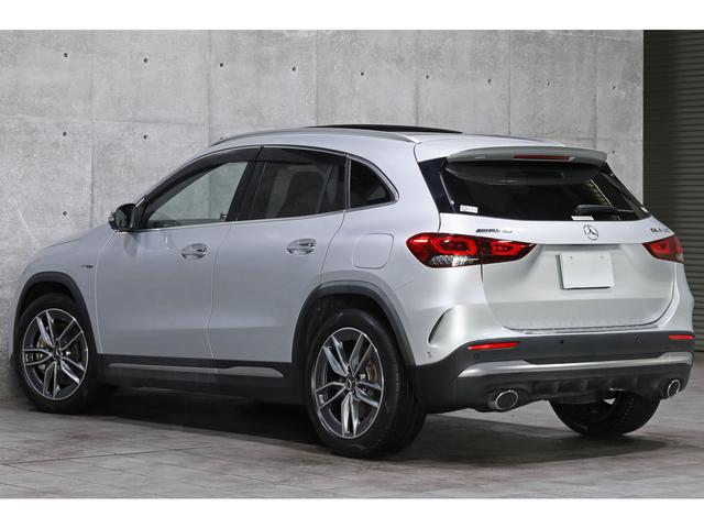 ＧＬＡクラス ＧＬＡ３５　４マチック　ＡＭＧパフォーマンス／アドバンスドＰＫＧ　パノラマサンルーフ　グレー／ブラックレザー　パフォーマンスシート／ステアリング　アドバンスドサウンド　ＨＵＤ　ナビＰＫＧ　フルセグ　３６０度カメラ　１オーナー（9枚目）