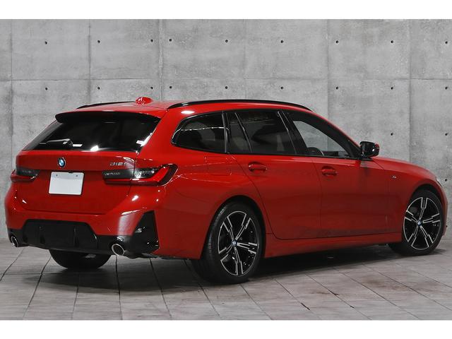 ３シリーズ ３１８ｉツーリング　Ｍスポーツ　ボディ／メルボルンレッドＭ　スポーツコンビシート　シートヒーター　ＢＭＷライブコックピット　カーブドディスプレイ　３Ｄビュー　アダプティブＬＥＤ　Ｍスポーツサス　１８インチＡＷ　新車保証Ｒ８．８（2枚目）