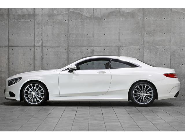 Ｓクラス Ｓ５５０　クーペ　ＡＭＧライン　デジーノナッパレザー／ブラウン　スワロフスキークリスタルＰＫＧ　ナイトビュー　パノラマルーフ　ブルメスター　シートクーラー　ＤＩＮＡＭＩＣＡルーフライナー　ＨＵＤ　マジックボディコントロール　２０ＡＷ（7枚目）