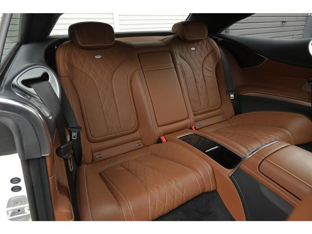 Ｓクラス Ｓ５５０　クーペ　ＡＭＧライン　デジーノナッパレザー／ブラウン　スワロフスキークリスタルＰＫＧ　ナイトビュー　パノラマルーフ　ブルメスター　シートクーラー　ＤＩＮＡＭＩＣＡルーフライナー　ＨＵＤ　マジックボディコントロール　２０ＡＷ（13枚目）