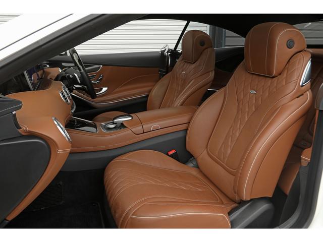 Ｓクラス Ｓ５５０　クーペ　ＡＭＧライン　デジーノナッパレザー／ブラウン　スワロフスキークリスタルＰＫＧ　ナイトビュー　パノラマルーフ　ブルメスター　シートクーラー　ＤＩＮＡＭＩＣＡルーフライナー　ＨＵＤ　マジックボディコントロール　２０ＡＷ（22枚目）