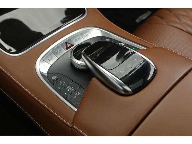 Ｓクラス Ｓ５５０　クーペ　ＡＭＧライン　デジーノナッパレザー／ブラウン　スワロフスキークリスタルＰＫＧ　ナイトビュー　パノラマルーフ　ブルメスター　シートクーラー　ＤＩＮＡＭＩＣＡルーフライナー　ＨＵＤ　マジックボディコントロール　２０ＡＷ（29枚目）