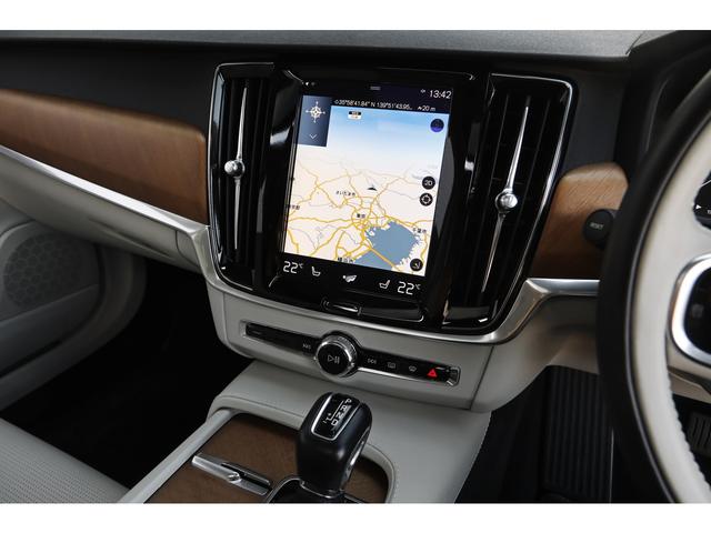 Ｓ９０ Ｔ６　ＡＷＤ　インスクリプション　ガラスサンルーフ　ブロンドレザーシート　走行距離５４００ｋｍ　シートヒーター　ベンチレーター　Ｂｏｗｅｒｓ＆Ｗｉｌｋｉｎｓ　ヘッドアップディスプレイ　ＬＥＤヘッドライト　３６０°カメラ　２０インチＡＷ（12枚目）