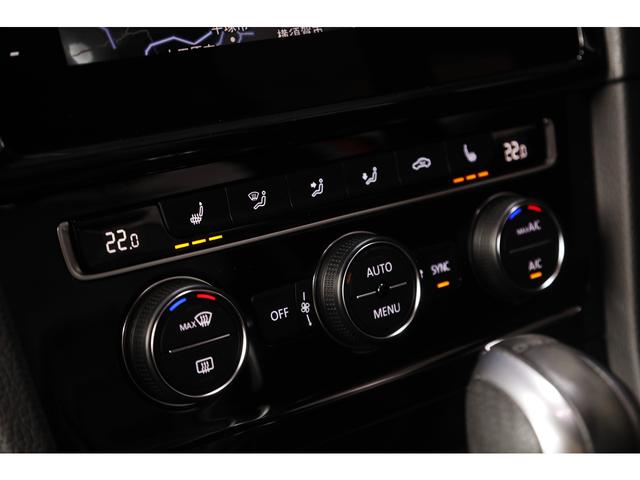 ゴルフＲ ベースグレード　走行１２６００ｋｍ　Ｒ専用エクステリア／１８インチＡＷ／スポーツサスペンション　アダプティブシャシーコントロール　ＬＥＤヘッドライト　黒革　シートヒーター　純正ナビ　ＴＶ　Ｂカメラ　ＡＣＣ　車検整備付（32枚目）