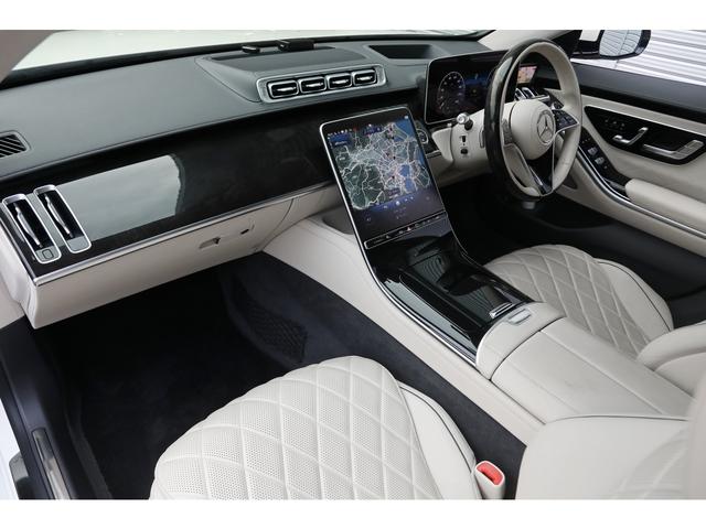 Ｓクラス Ｓ５００　４マチック　ＡＭＧライン　ＡＭＧライン　レザーエクスクルーシブＰＫＧ　ベーシックＰＫＧ　パノラマＳＲ　ＡＬＰＩＮＥリアモニター　マキアートベージュ革　シートヒーター　ベンチレーション　Ｂｕｒｍｅｓｔｅｒ　ＡＭＧ２０インチＡＷ（24枚目）