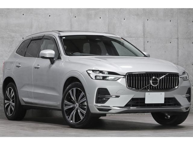 ＸＣ６０ リチャージ　ＰＨＶ　Ｔ６　ＡＷＤ　インスクリプション　パノラマＳＲ　Ｂｏｗｅｒｓ＆Ｗｉｌｋｉｎｓサウンド　黒革　ベンチレーション　クリスタルシフトノブ　ＨＵＤ　３６０°カメラ　ボディ／シルバードーン　２０ＡＷ　走行１０６００ｋｍ　車検Ｒ９．６　１オーナー（15枚目）