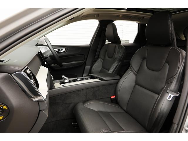 ＸＣ６０ リチャージ　ＰＨＶ　Ｔ６　ＡＷＤ　インスクリプション　パノラマＳＲ　Ｂｏｗｅｒｓ＆Ｗｉｌｋｉｎｓサウンド　黒革　ベンチレーション　クリスタルシフトノブ　ＨＵＤ　３６０°カメラ　ボディ／シルバードーン　２０ＡＷ　走行１０６００ｋｍ　車検Ｒ９．６　１オーナー（26枚目）
