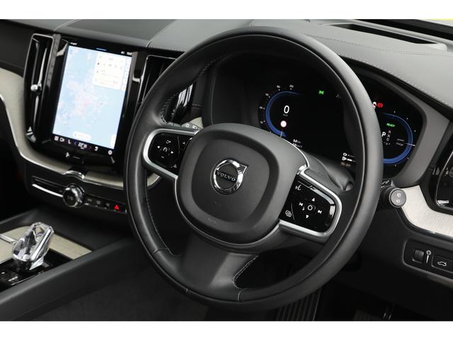 ＸＣ６０ リチャージ　ＰＨＶ　Ｔ６　ＡＷＤ　インスクリプション　パノラマＳＲ　Ｂｏｗｅｒｓ＆Ｗｉｌｋｉｎｓサウンド　黒革　ベンチレーション　クリスタルシフトノブ　ＨＵＤ　３６０°カメラ　ボディ／シルバードーン　２０ＡＷ　走行１０６００ｋｍ　車検Ｒ９．６　１オーナー（31枚目）