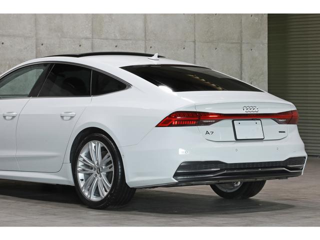 Ａ７スポーツバック ５５ＴＦＳＩクワトロ　デビューパッケージ　リアコンフォートパッケージ　アシスタンスパッケージ　パノラマサンルーフ　ベージュレザー　シートヒーター／クーラー　Ｂａｎｇ＆Ｏｌｕｆｓｅｎサウンド　レーザーライト　２０インチＡＷ　２０１９年モデル（25枚目）