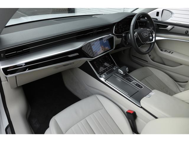 Ａ７スポーツバック ５５ＴＦＳＩクワトロ　デビューパッケージ　リアコンフォートパッケージ　アシスタンスパッケージ　パノラマサンルーフ　ベージュレザー　シートヒーター／クーラー　Ｂａｎｇ＆Ｏｌｕｆｓｅｎサウンド　レーザーライト　２０インチＡＷ　２０１９年モデル（30枚目）