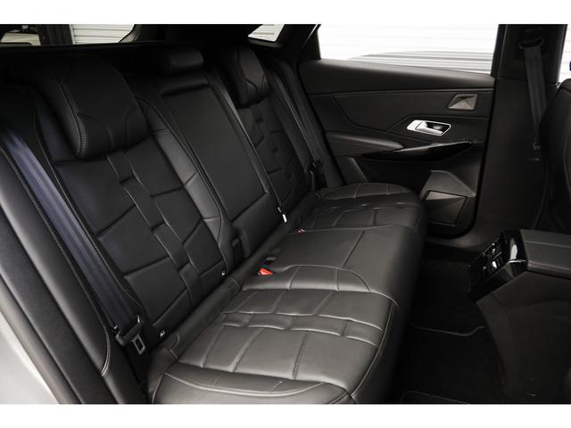 ＤＳ７ オペラ　Ｅ－テンス　４×４　パノラミックサンルーフ　ブラックナッパレザーシート　シートヒーター　シートベンチレーター　フロントガラスヒーター　ＦＯＣＡＬＥｌｅｃｔｒａサウンド　ＤＳピクセルＬＥＤ　２０ＡＷ　新車保証Ｒ８．１０迄（31枚目）