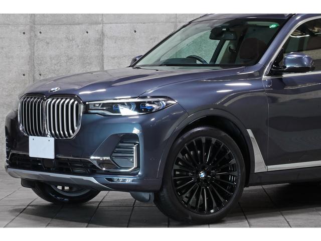 X7 xDrive 40d ピュアデザインエクセレンス リアエンタメ スカイラウンジSR エグゼクティブドライブプロ 6人乗り タルトゥーフォレザー 全列ヒーター ベンチレーション レーザーライト クラフテッドクリスタル 22AW 車検R8.7 1オーナー(21枚目)