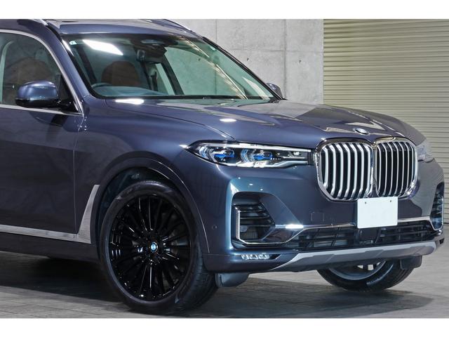 X7 xDrive 40d ピュアデザインエクセレンス リアエンタメ スカイラウンジSR エグゼクティブドライブプロ 6人乗り タルトゥーフォレザー 全列ヒーター ベンチレーション レーザーライト クラフテッドクリスタル 22AW 車検R8.7 1オーナー(24枚目)