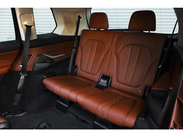 X7 xDrive 40d ピュアデザインエクセレンス リアエンタメ スカイラウンジSR エグゼクティブドライブプロ 6人乗り タルトゥーフォレザー 全列ヒーター ベンチレーション レーザーライト クラフテッドクリスタル 22AW 車検R8.7 1オーナー(39枚目)