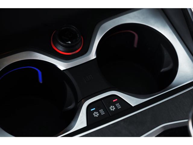 X7 xDrive 40d ピュアデザインエクセレンス リアエンタメ スカイラウンジSR エグゼクティブドライブプロ 6人乗り タルトゥーフォレザー 全列ヒーター ベンチレーション レーザーライト クラフテッドクリスタル 22AW 車検R8.7 1オーナー(49枚目)