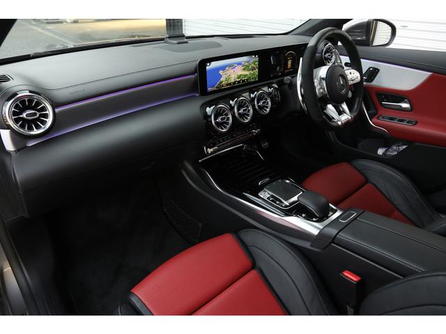 ＣＬＡクラス ＣＬＡ４５　Ｓ　４マチック＋　ＡＭＧパフォーマンス／アドバンスドＰＫＧ　パノラマＳＲ　赤×黒革　シートクーラー＆ヒーター　ＨＵＤ　３６０°カメラ　１９ＡＷ　ＡＭＧライドコントロールサス　車検Ｒ８．１２　走行１６３００ｋｍ（3枚目）