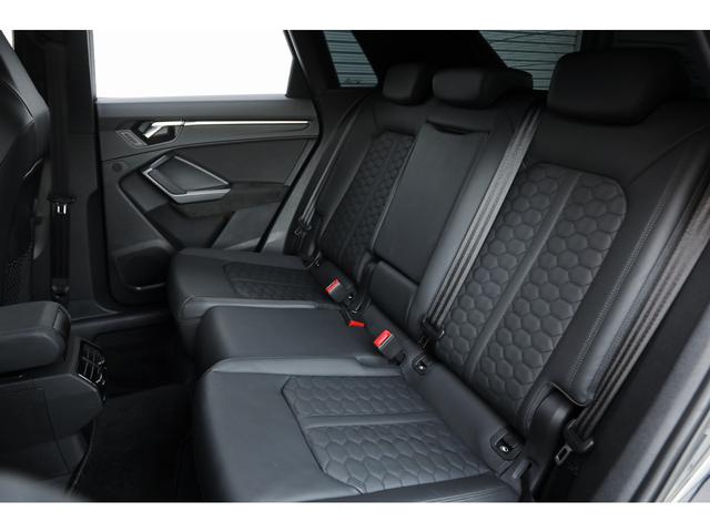 RS Q3 ベースグレード マトリクスLED RSスポーツエグゾースト レッドキャリパー 20インチAW Sスポーツシート/ナッパレザー バーチャルコックピット ナビ フルセグ サラウンドビュー ACC サイド/レーンアシスト(31枚目)