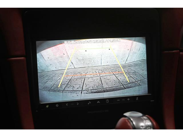 ボクスター ボクスター 左ハンドル レザーインテリア/カレラレッド レッドソフトトップ スポーツデザインステアリング ボディ同色ロールオーバーバー ウインドディフレクター バックカメラ 19インチAW 走行36300km(39枚目)