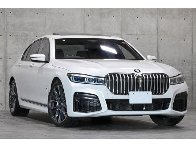 ７シリーズ ７４０ｉ　Ｍスポーツ　電動ガラスサンルーフ　ブラックナッパレザーシート　前後席シートヒーター　前席シートベンチレーション　ｈａｒｍａｎ／ｋａｒｄｏｎ　ＢＭＷレーザーライト　ＨＵＤ　３Ｄビュー　２０ＡＷ　走行２８８００ｋｍ（15枚目）