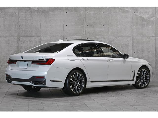 ７シリーズ ７４０ｉ　Ｍスポーツ　電動ガラスサンルーフ　ブラックナッパレザーシート　前後席シートヒーター　前席シートベンチレーション　ｈａｒｍａｎ／ｋａｒｄｏｎ　ＢＭＷレーザーライト　ＨＵＤ　３Ｄビュー　２０ＡＷ　走行２８８００ｋｍ（22枚目）