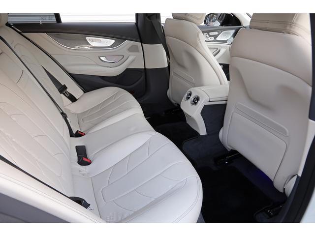 全国各地へのご納車が対応可能でございます。北海道から沖縄まで、遠方納車の実績も多数ございます。